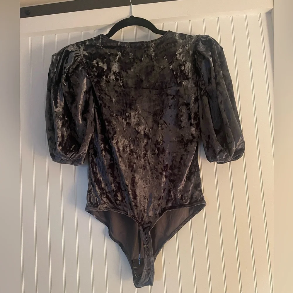Free People Body Suit. Don’t you Wish bodysuit. Gray charcoal, women’s size XS - Picture 3 of 8